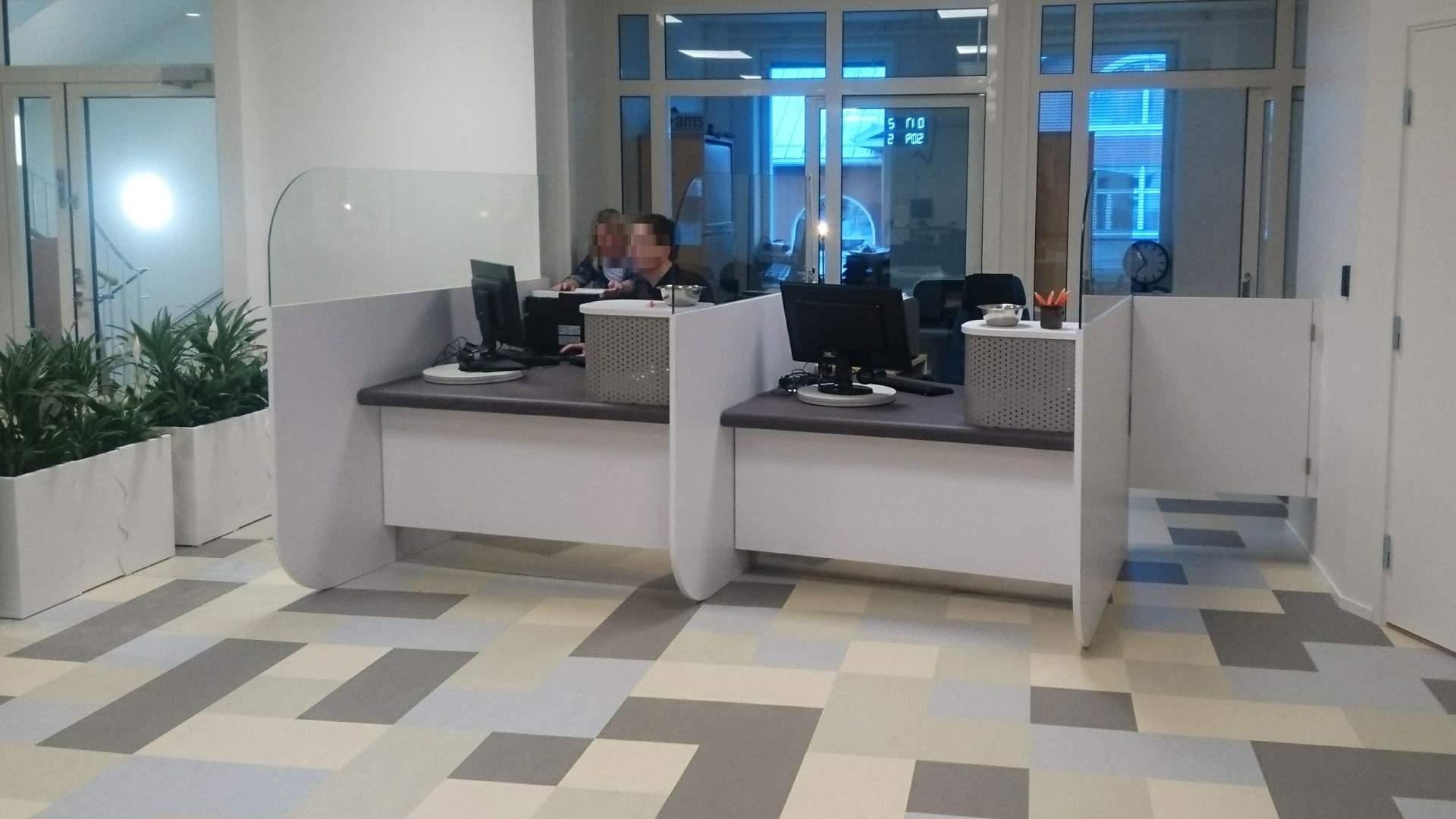 1520234569_ams-infodisk